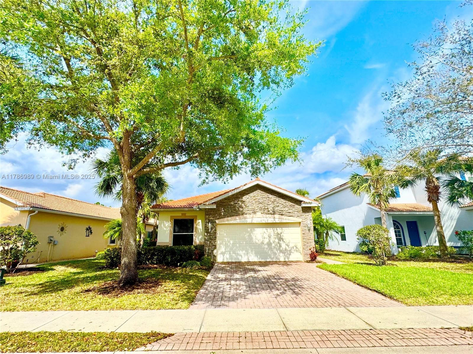 Real estate property located at 2529 KEYSTONE LAKE DR, Lee, Coral Lakes, Cape Coral, FL