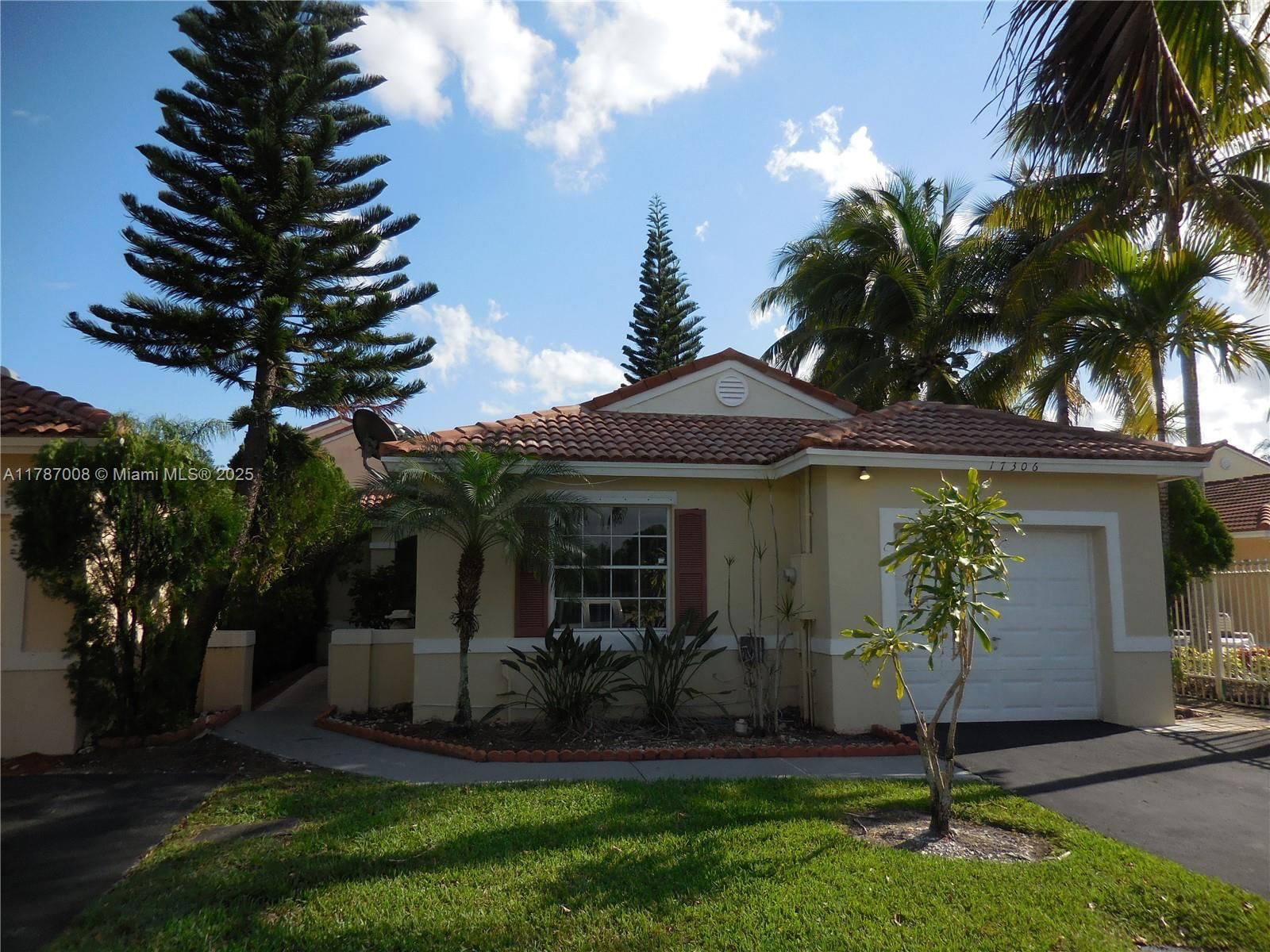 Real estate property located at 17306 8th St, Broward, Silver Lakes At Pembroke, Pembroke Pines, FL