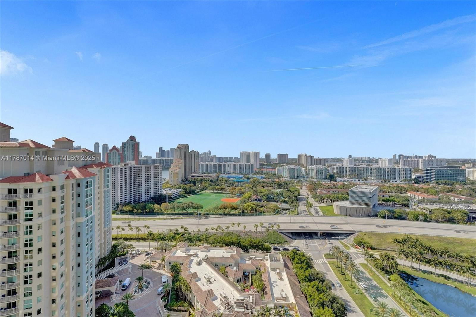 Real estate property located at 19501 Country Club Dr #2507, Miami-dade, Turnberry On The Green Co, Aventura, FL