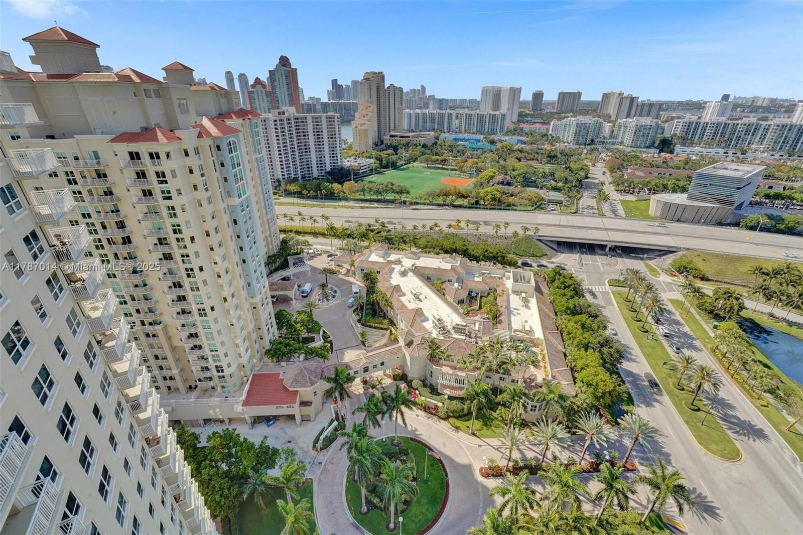 Real estate property located at 19501 Country Club Dr #2507, Miami-dade, Turnberry On The Green Co, Aventura, FL