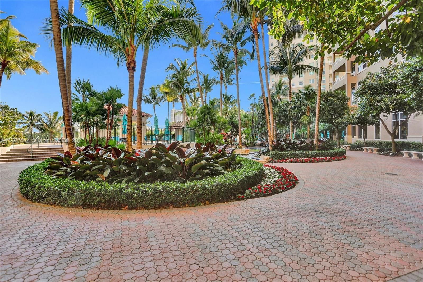 Real estate property located at 19501 Country Club Dr #2507, Miami-dade, Turnberry On The Green Co, Aventura, FL
