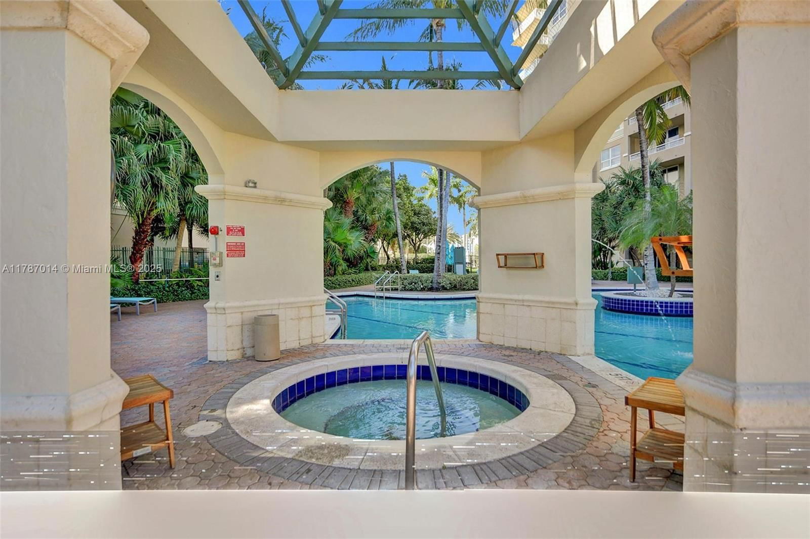 Real estate property located at 19501 Country Club Dr #2507, Miami-dade, Turnberry On The Green Co, Aventura, FL