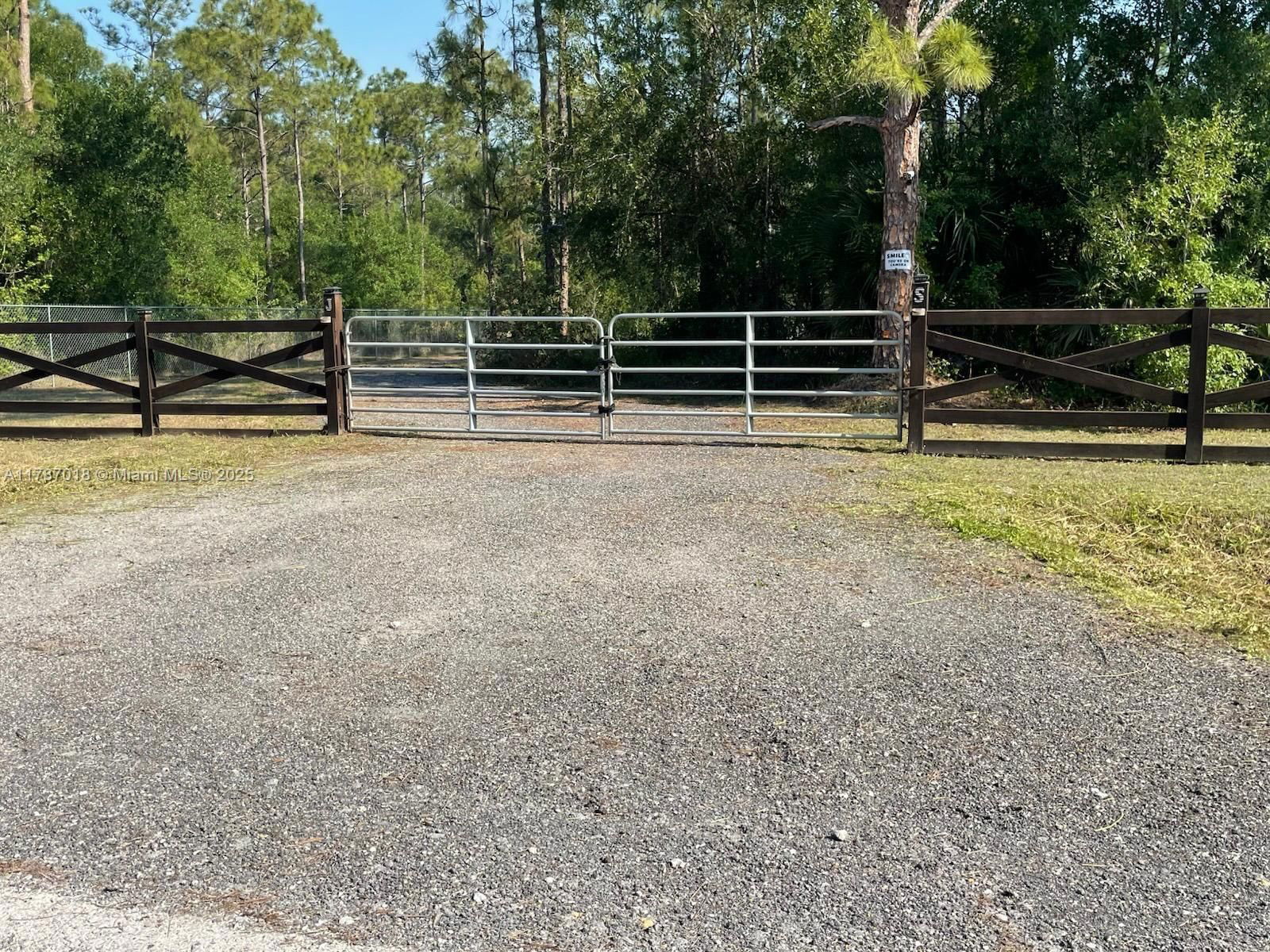 Real estate property located at 783 PINE CONE AVE, Hendry, Montura Ranch Estates, Clewiston, FL