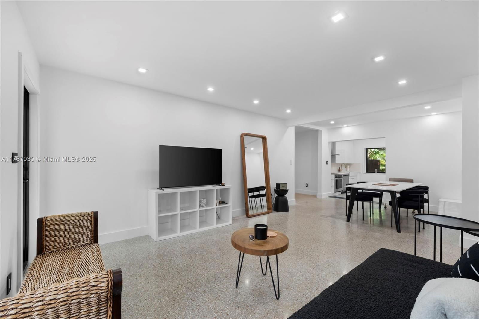 Real estate property located at 829 4th Ct, Broward, Sailboat Bend, Fort Lauderdale, FL