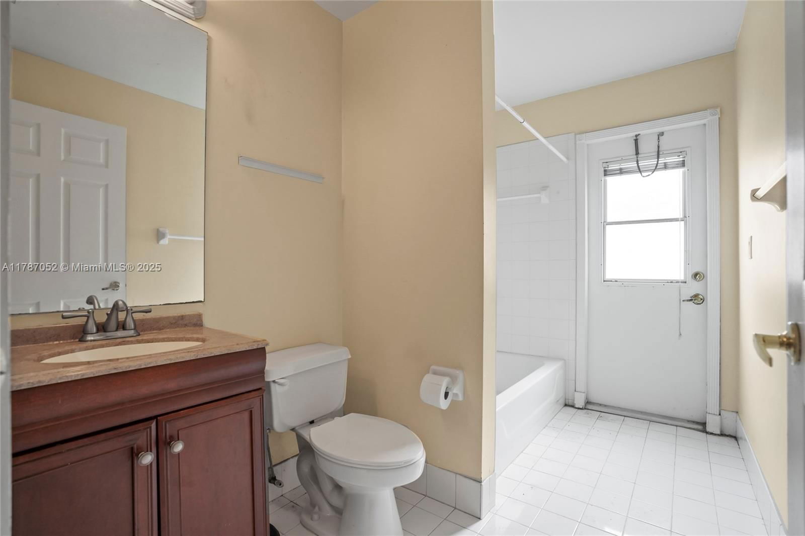 Real estate property located at 18405 9th Ct, Broward, Chapel Lake Estates, Pembroke Pines, FL