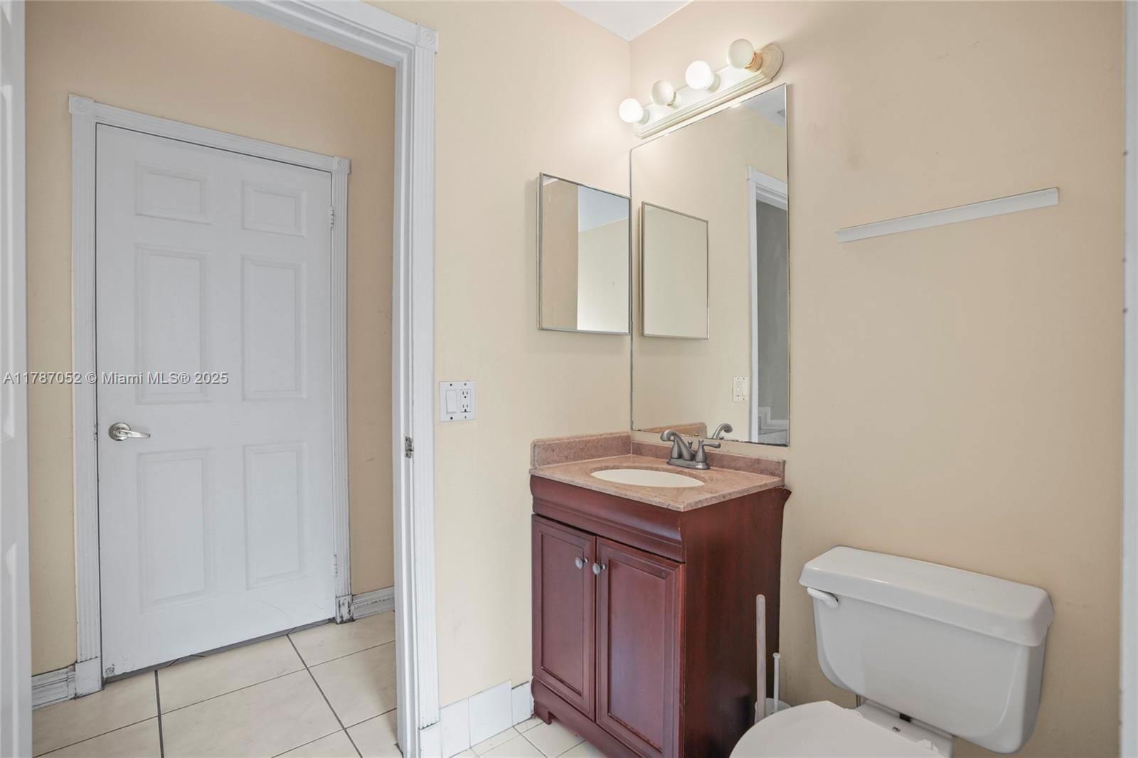 Real estate property located at 18405 9th Ct, Broward, Chapel Lake Estates, Pembroke Pines, FL