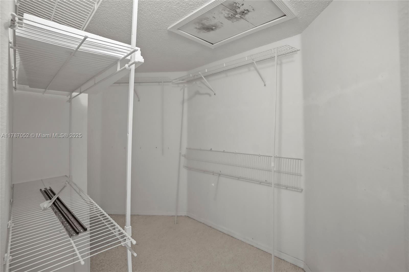 Real estate property located at 18405 9th Ct, Broward, Chapel Lake Estates, Pembroke Pines, FL