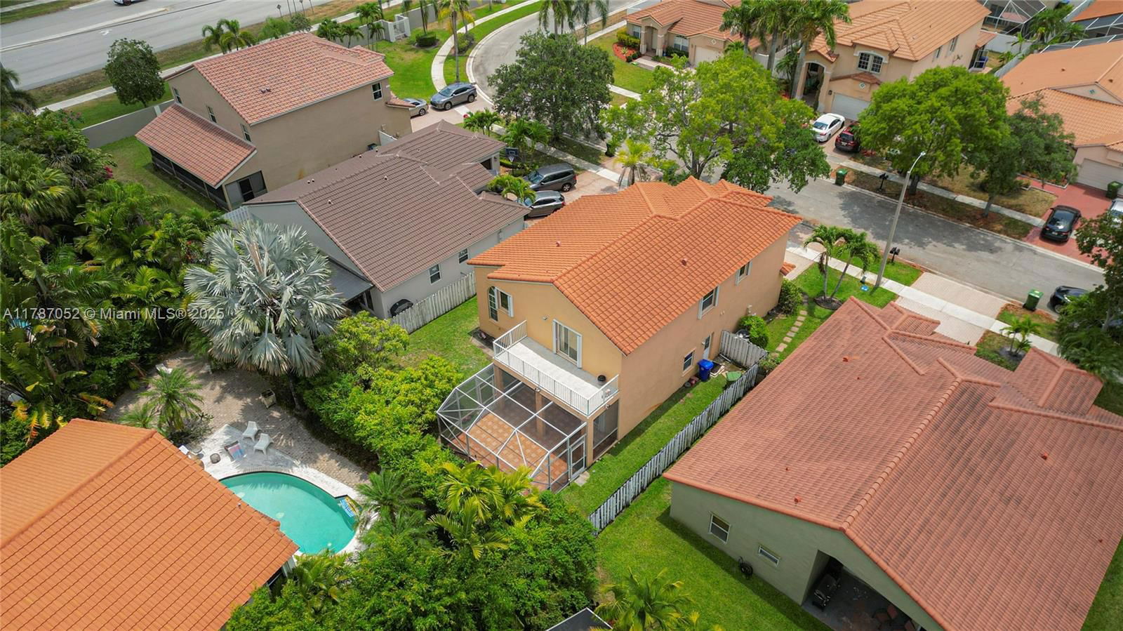 Real estate property located at 18405 9th Ct, Broward, Chapel Lake Estates, Pembroke Pines, FL