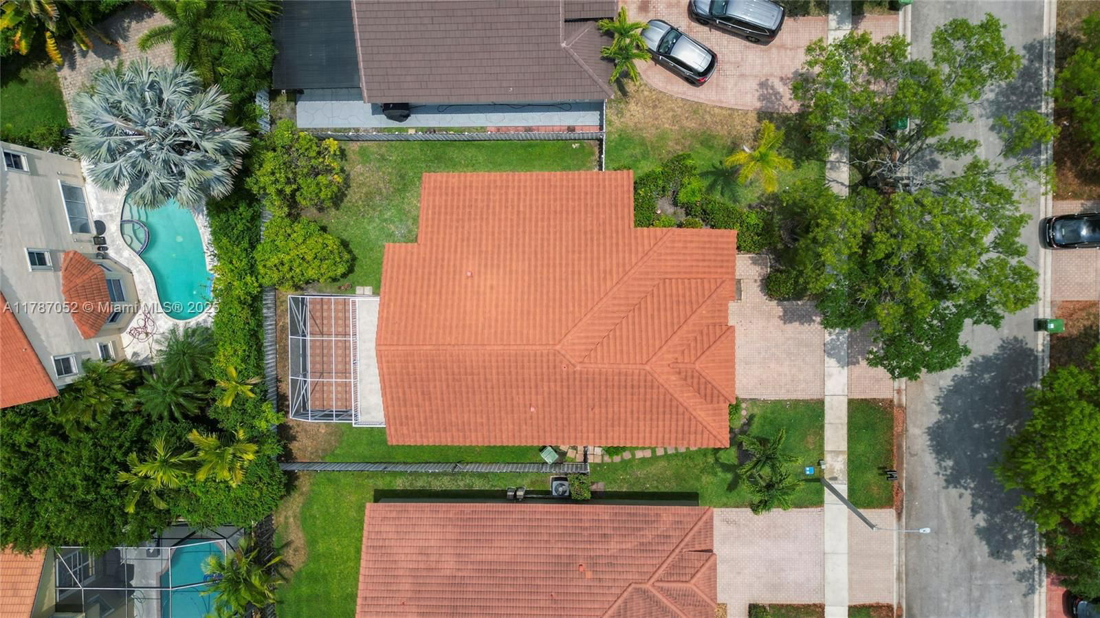 Real estate property located at 18405 9th Ct, Broward, Chapel Lake Estates, Pembroke Pines, FL