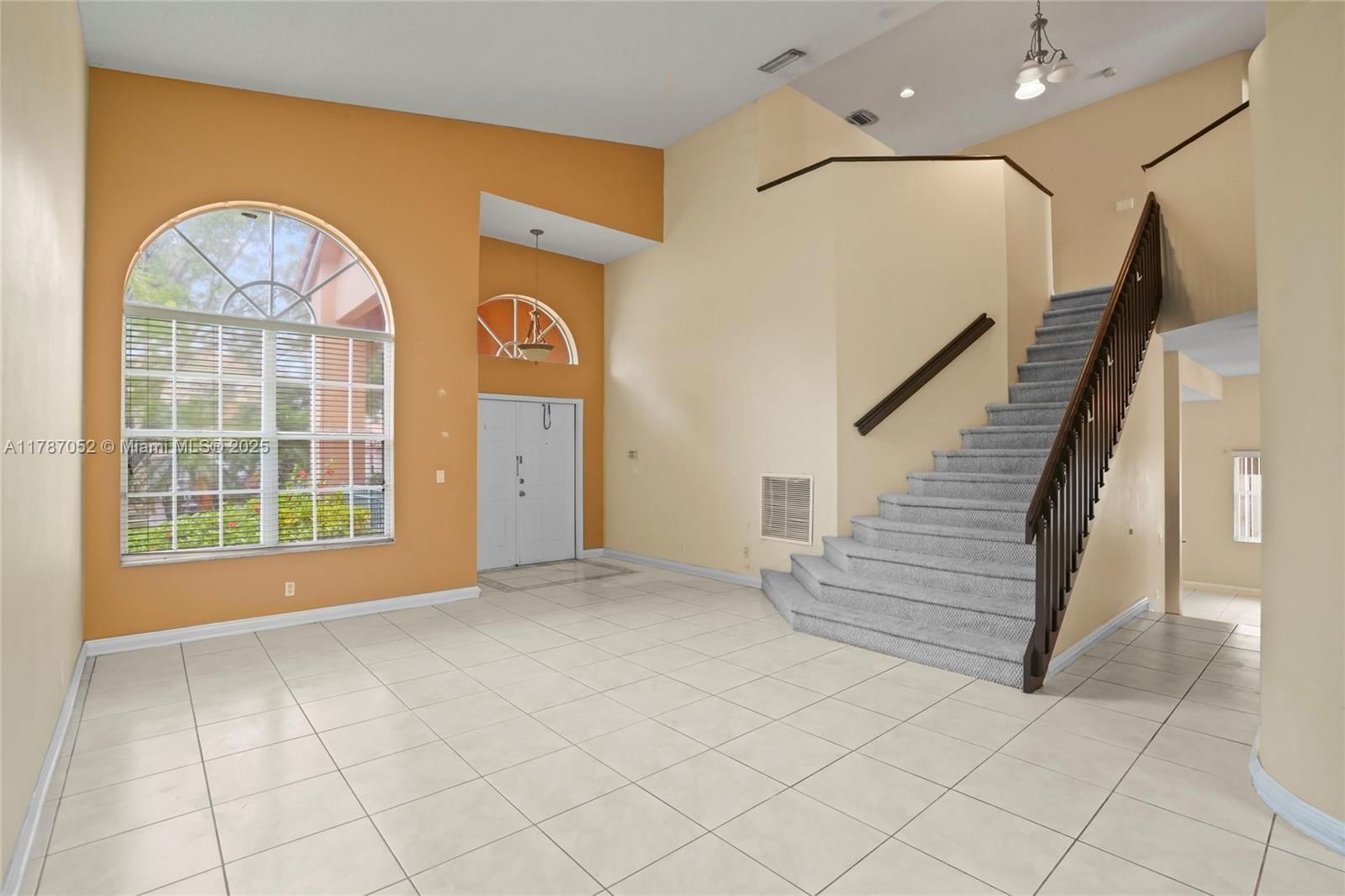 Real estate property located at 18405 9th Ct, Broward, Chapel Lake Estates, Pembroke Pines, FL