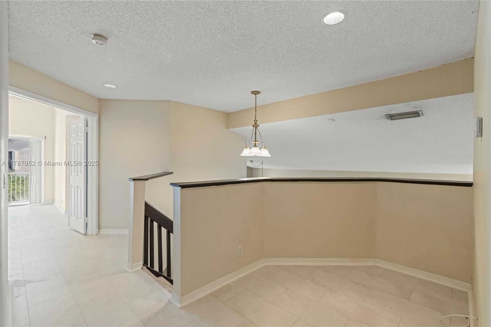 Real estate property located at 18405 9th Ct, Broward, Chapel Lake Estates, Pembroke Pines, FL