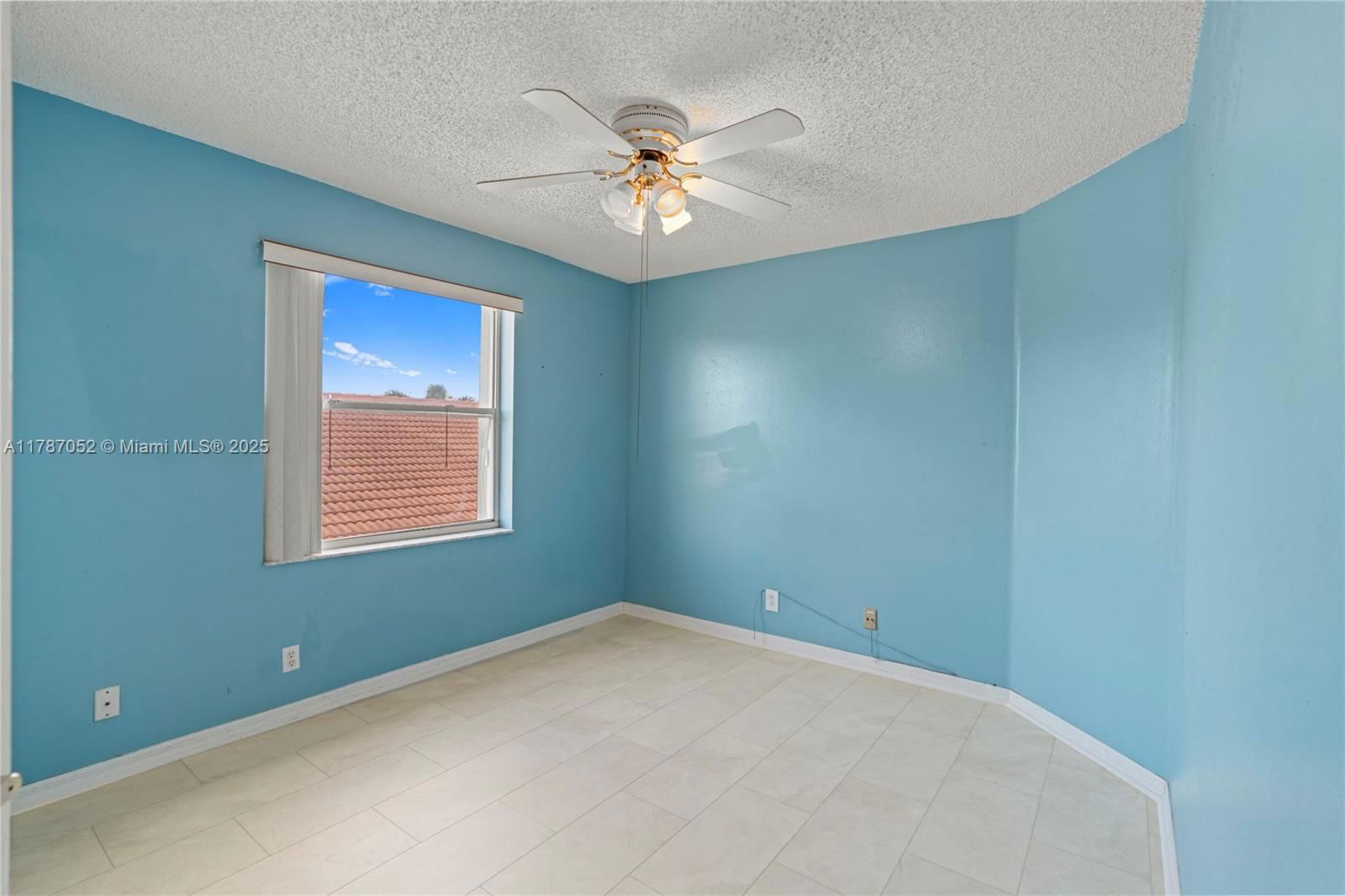 Real estate property located at 18405 9th Ct, Broward, Chapel Lake Estates, Pembroke Pines, FL