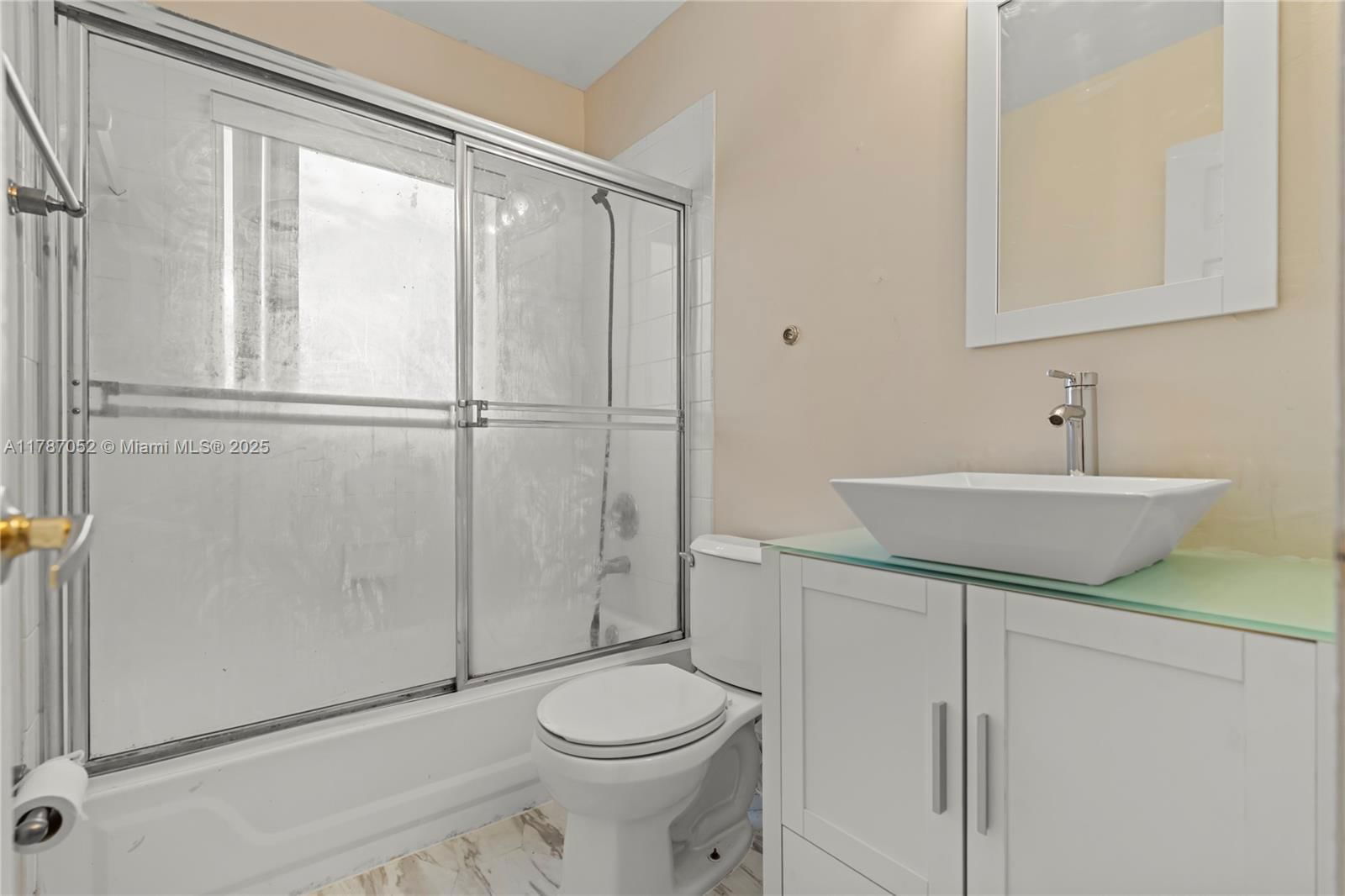 Real estate property located at 18405 9th Ct, Broward, Chapel Lake Estates, Pembroke Pines, FL