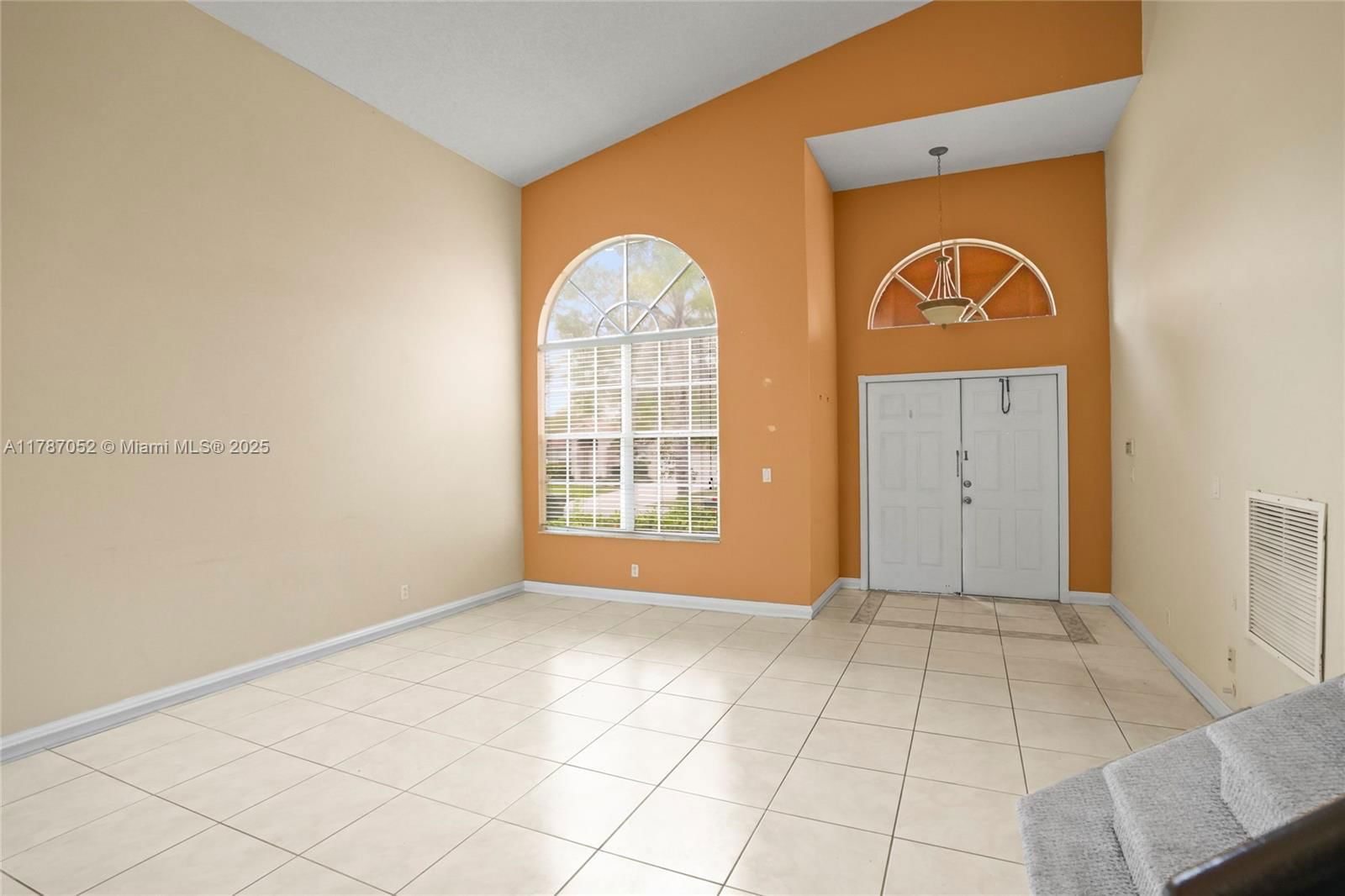 Real estate property located at 18405 9th Ct, Broward, Chapel Lake Estates, Pembroke Pines, FL
