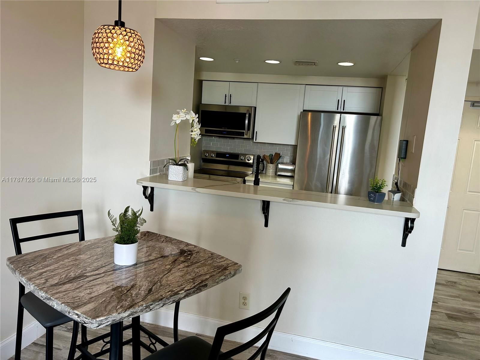 Real estate property located at 511 Lucerne Ave #408, Palm Beach, Lucerne Condo, Lake Worth, FL