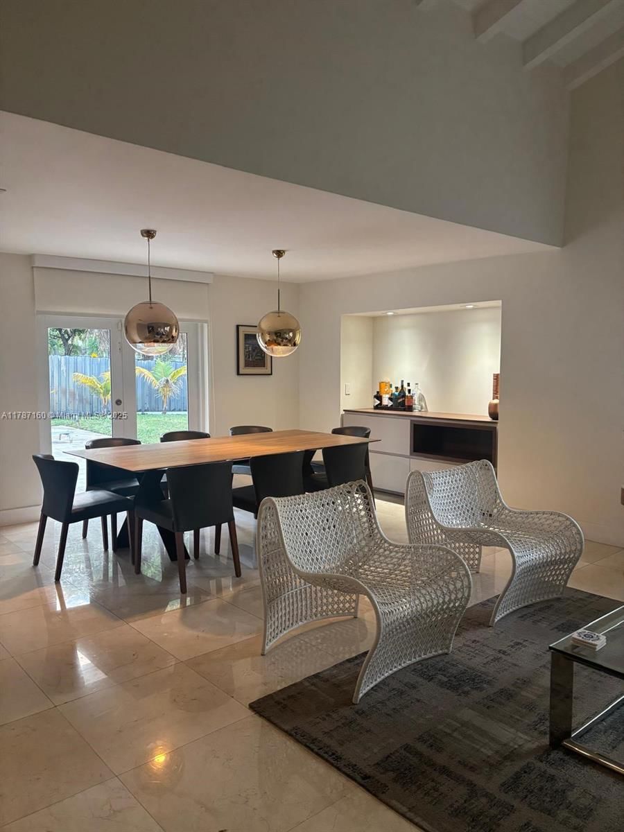 Real estate property located at 2210 202nd St, Miami-dade, Oak Forest Second Addn, Miami, FL