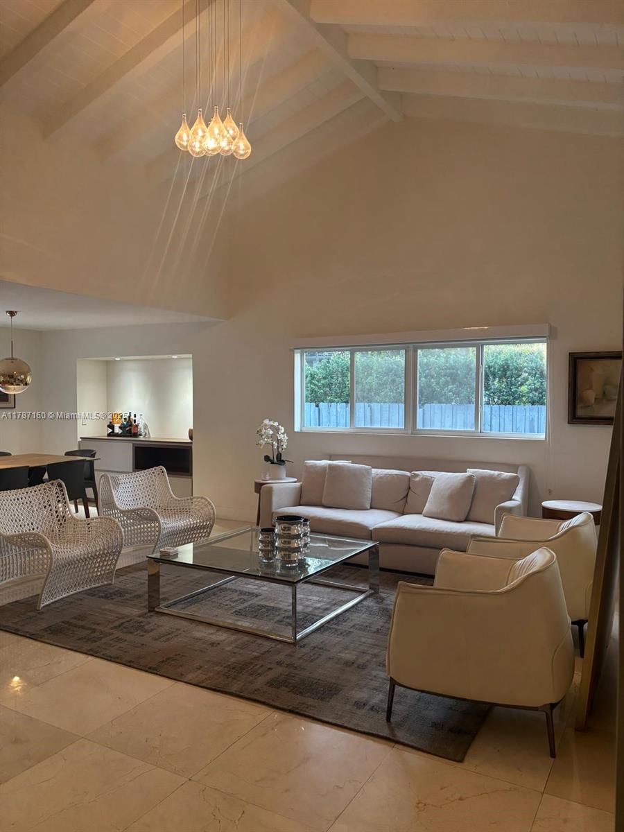 Real estate property located at 2210 202nd St, Miami-dade, Oak Forest Second Addn, Miami, FL
