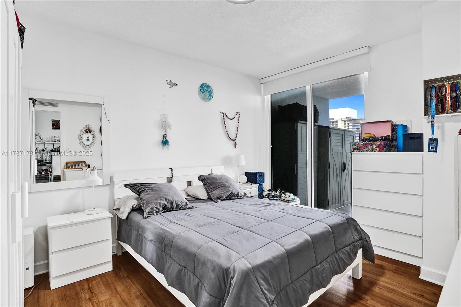 Real estate property located at 170 14th St #2907, Miami-dade, The Sail Condo, Miami, FL