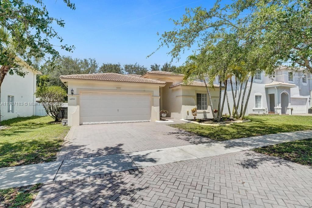 Real estate property located at 12711 45th Dr, Broward, Silver Falls, Miramar, FL