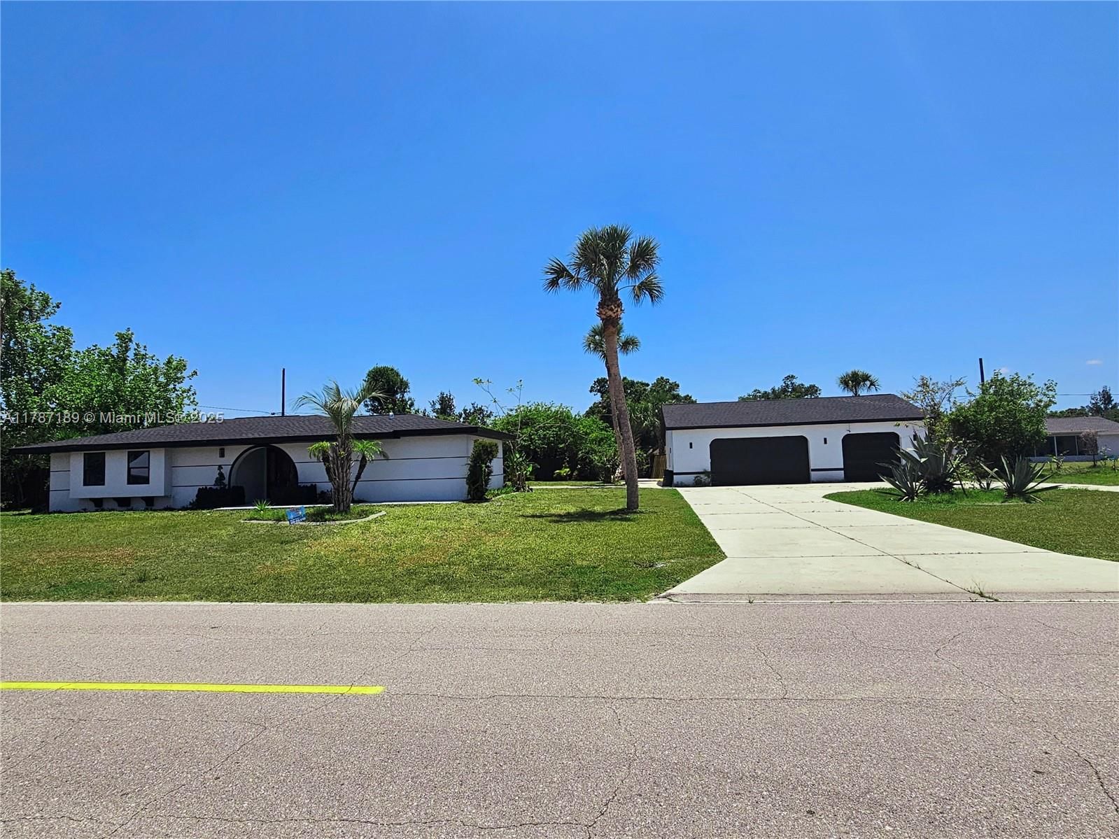 Real estate property located at 20295 lorenzo ave, Charlotte, Port Charlotte, Port Charlotte, FL