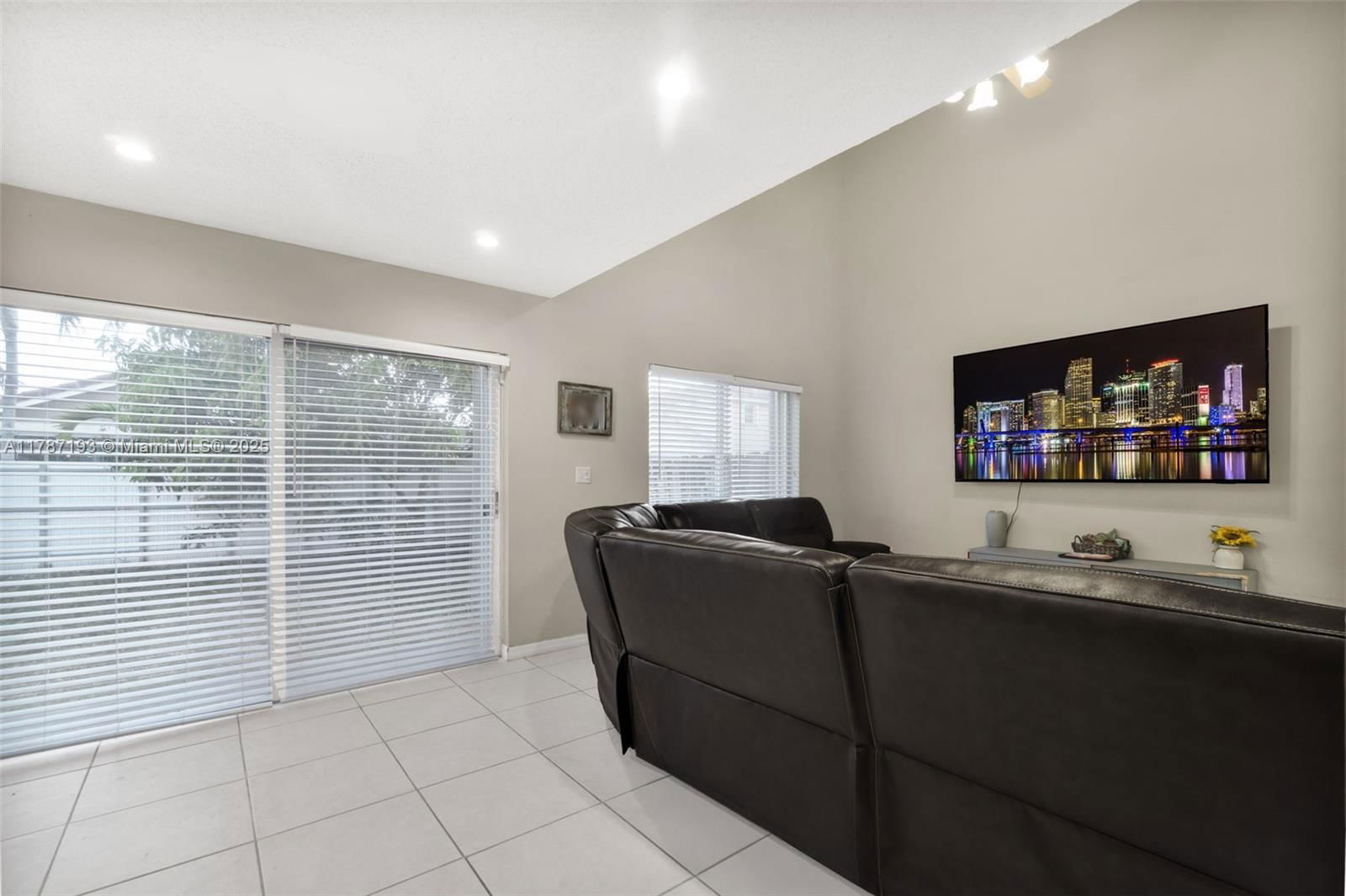 Real estate property located at 14312 176th Ter, Miami-dade, Aristotle Sub Phase I, Miami, FL