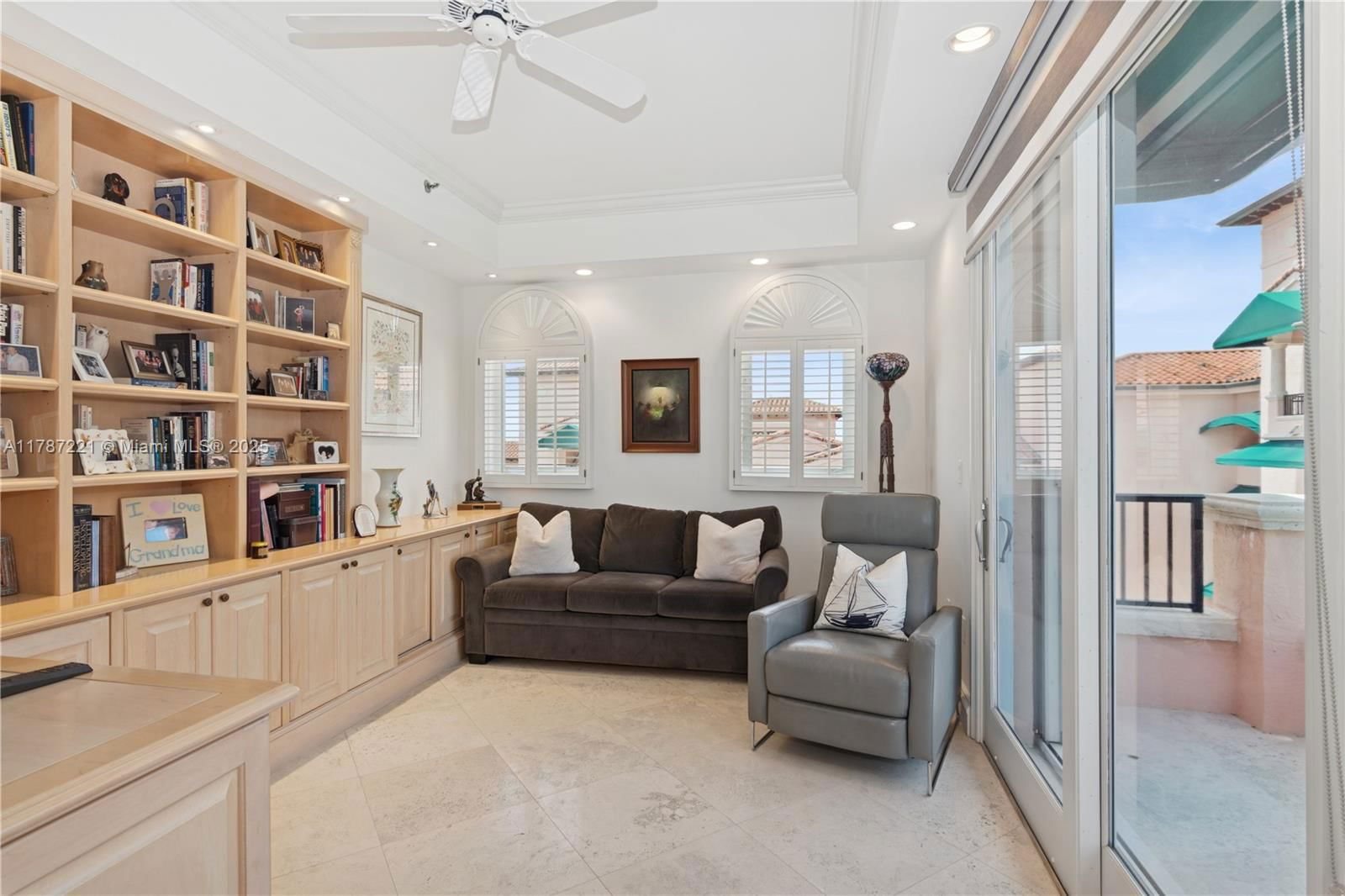 Real estate property located at 13645 Deering Bay Dr PH 164, Miami-dade, Deering Bay Condo I, Coral Gables, FL