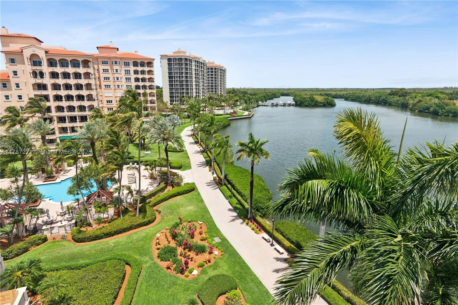Real estate property located at 13645 Deering Bay Dr PH 164, Miami-dade, Deering Bay Condo I, Coral Gables, FL