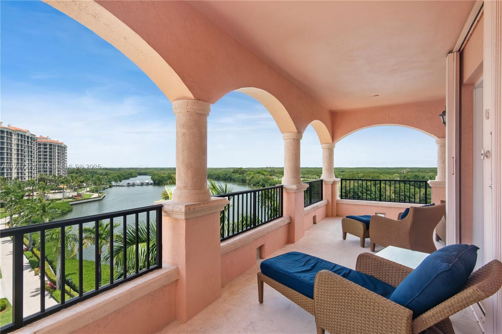 Real estate property located at 13645 Deering Bay Dr PH 164, Miami-dade, Deering Bay Condo I, Coral Gables, FL