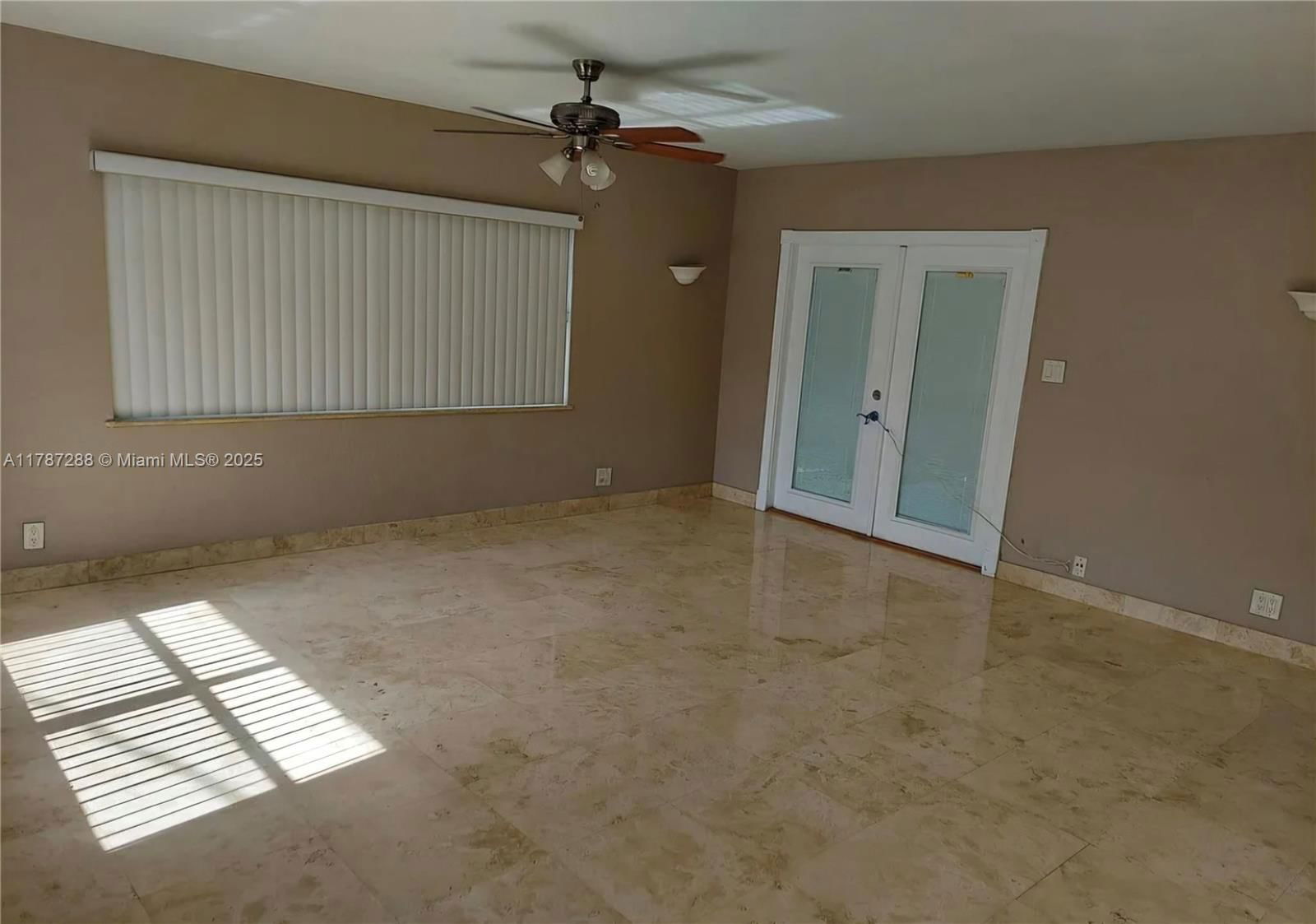Real estate property located at 2461 15th Ct, Broward, Flamingo Park Sec, Fort Lauderdale, FL