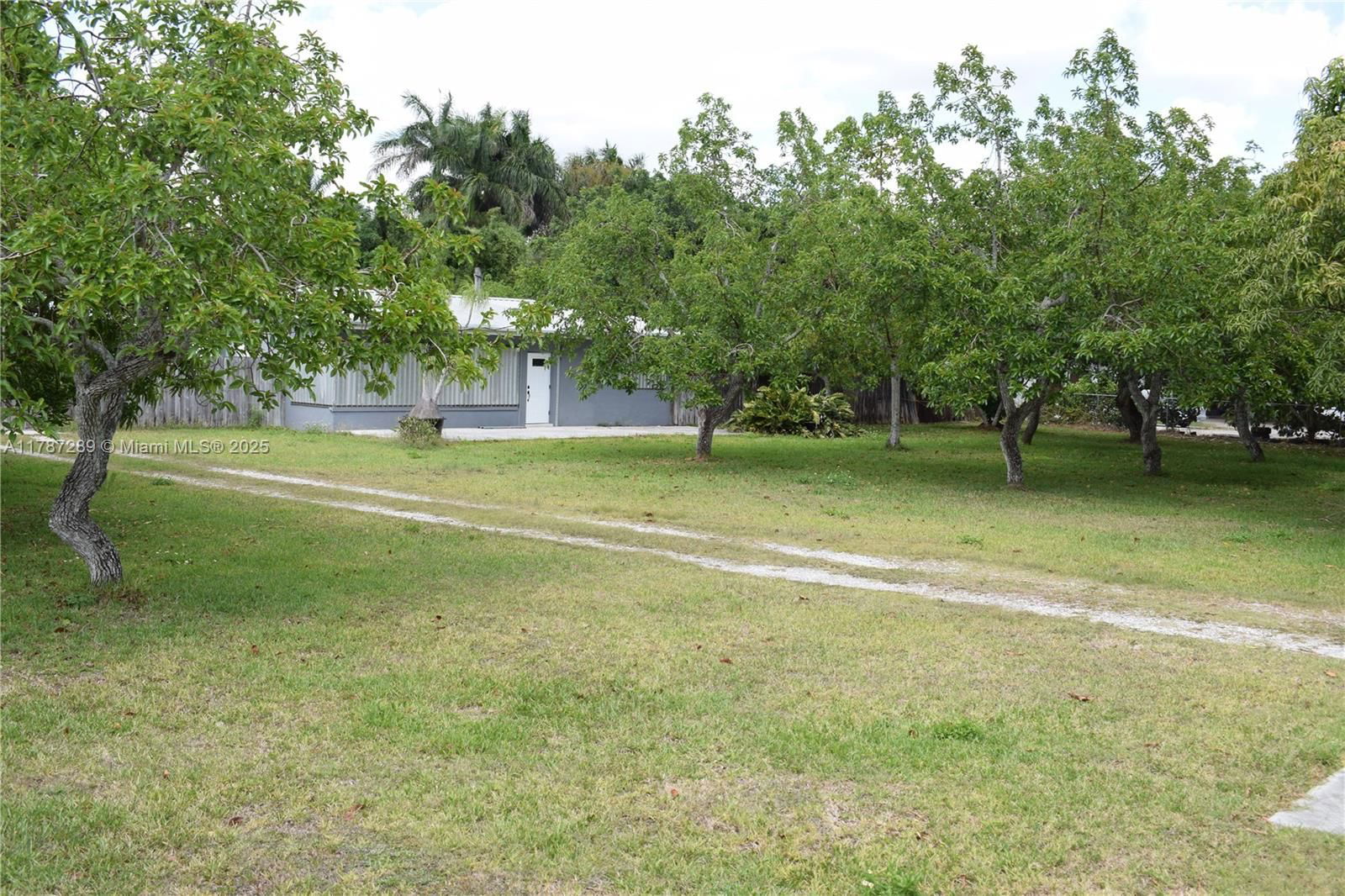 Real estate property located at 16635 236th St, Miami-dade, Wheja Sub, Homestead, FL