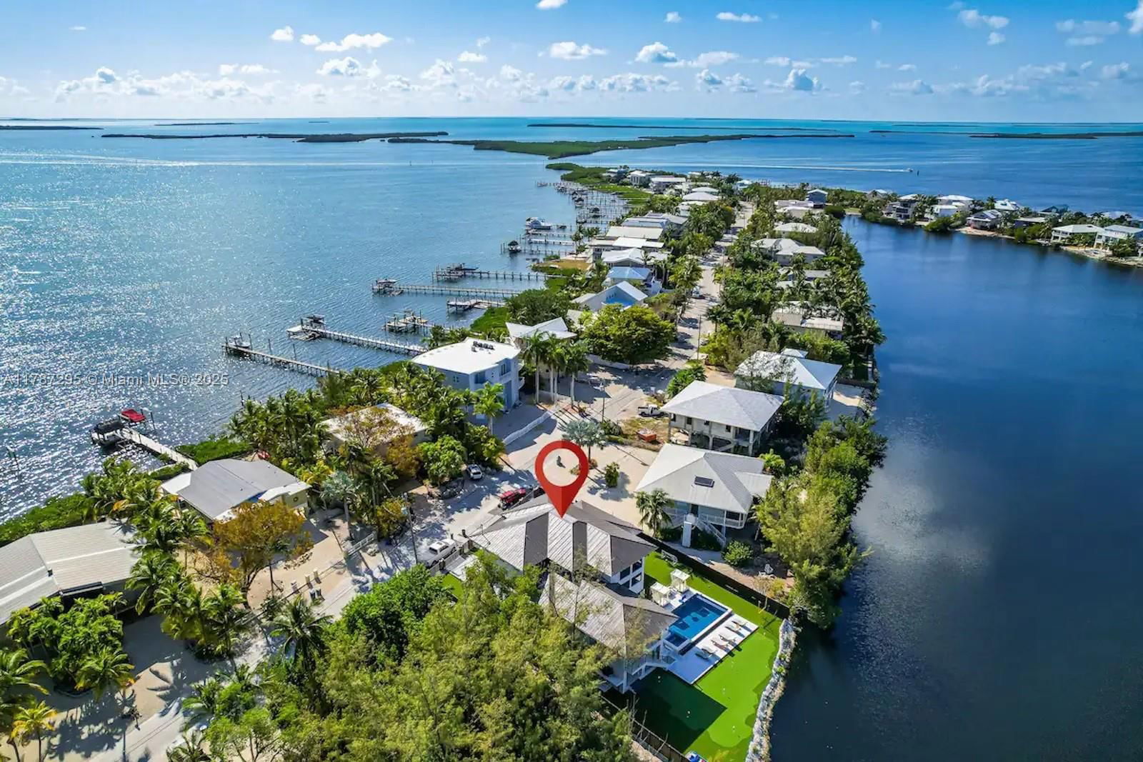 Real estate property located at 32 Bounty Ln, Monroe, Buccaneer Pt (largo Sound, Key Largo, FL