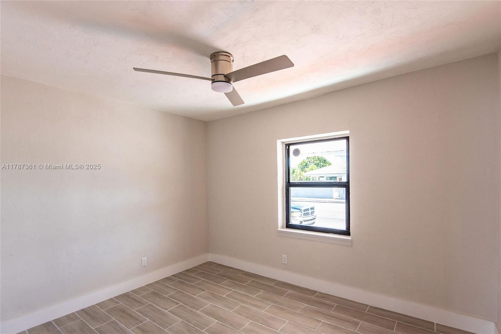 Real estate property located at 1710 6th Ave, Miami-dade, 6th Addn To Hialeah, Hialeah, FL