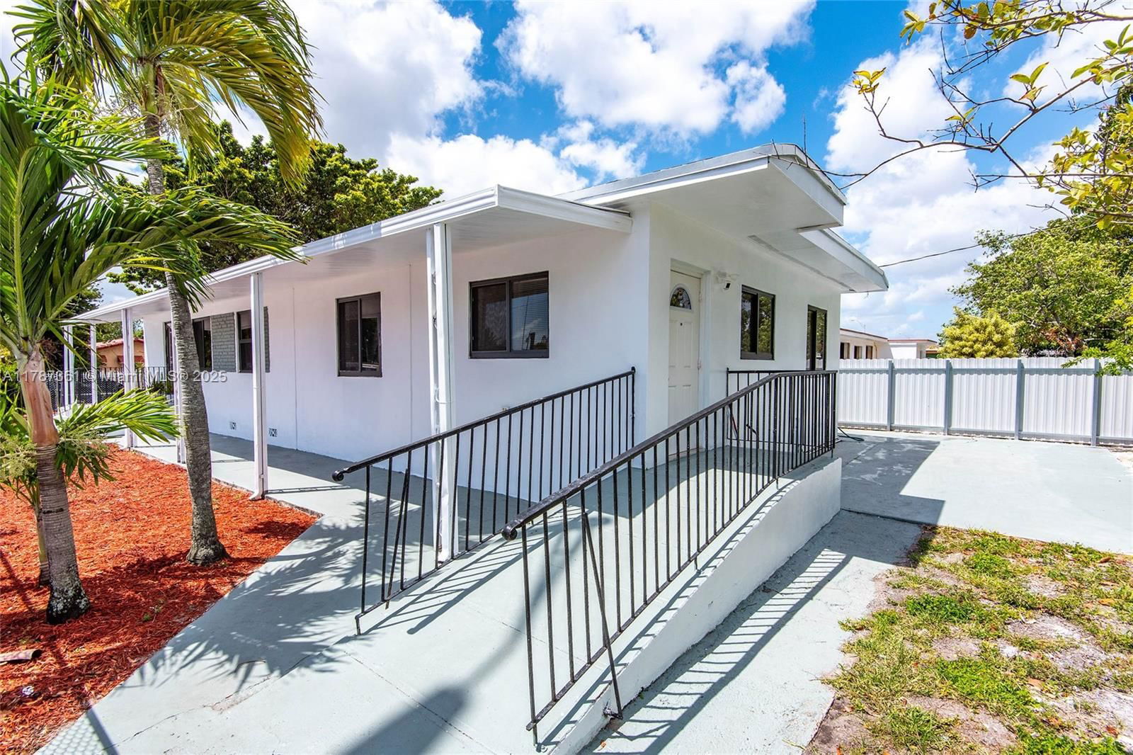 Real estate property located at 1710 6th Ave, Miami-dade, 6th Addn To Hialeah, Hialeah, FL