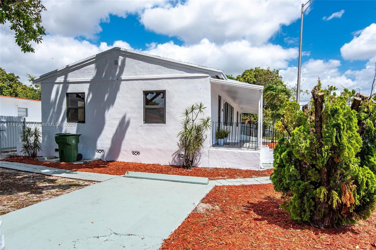 Real estate property located at 1710 6th Ave, Miami-dade, 6th Addn To Hialeah, Hialeah, FL