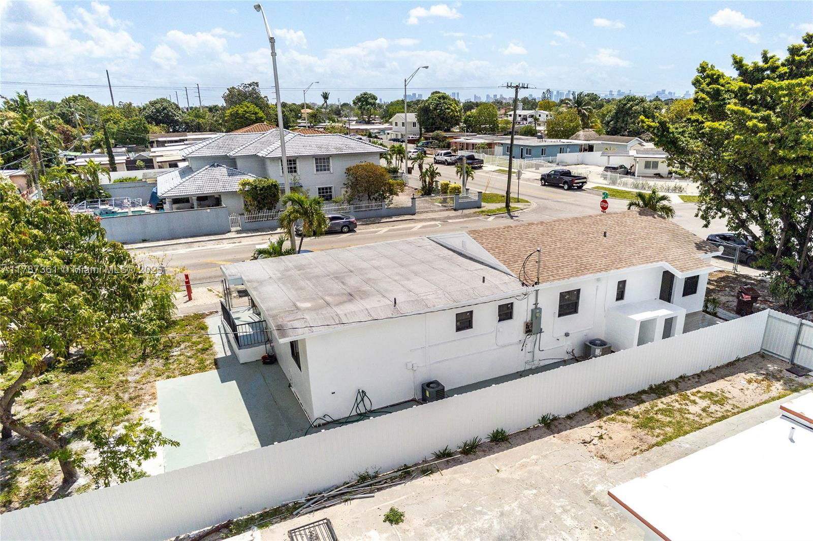 Real estate property located at 1710 6th Ave, Miami-dade, 6th Addn To Hialeah, Hialeah, FL