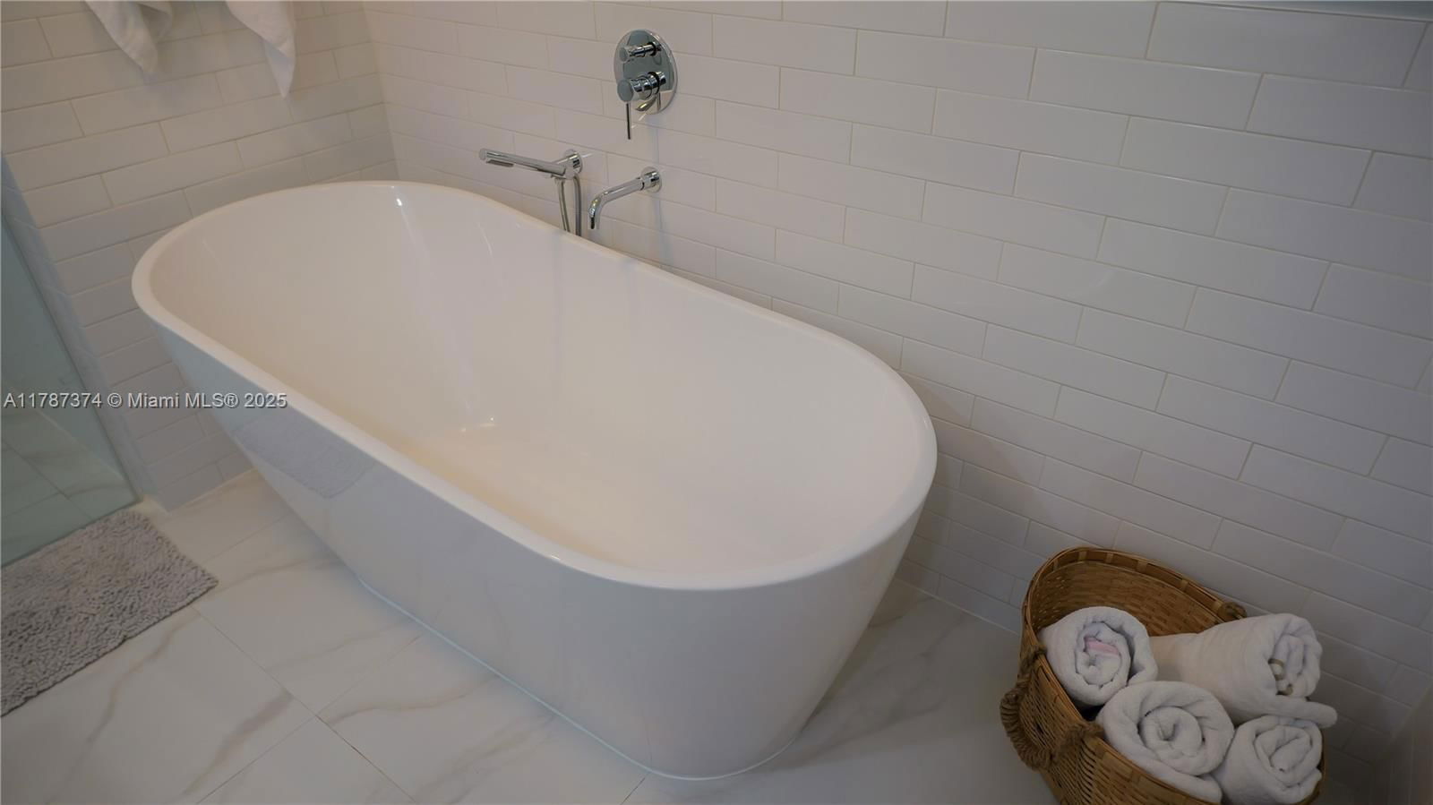Real estate property located at 2520 9th St, Broward, Sunrise, Fort Lauderdale, FL