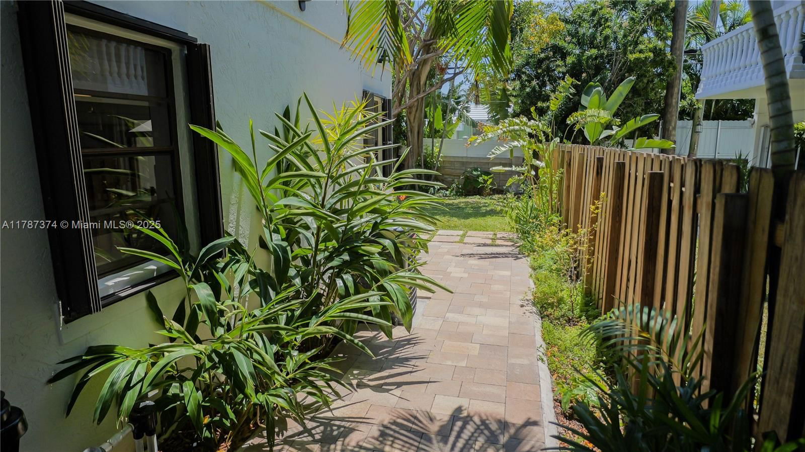 Real estate property located at 2520 9th St, Broward, Sunrise, Fort Lauderdale, FL