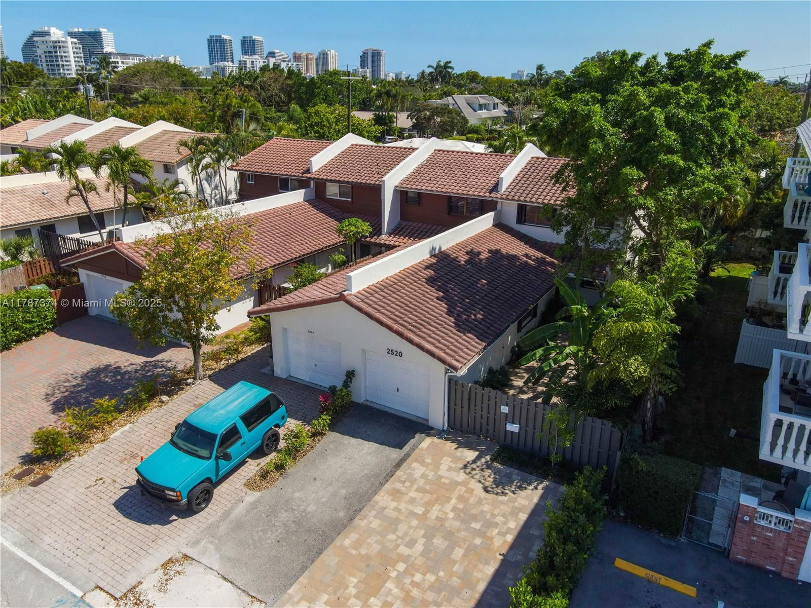 Real estate property located at 2520 9th St, Broward, Sunrise, Fort Lauderdale, FL