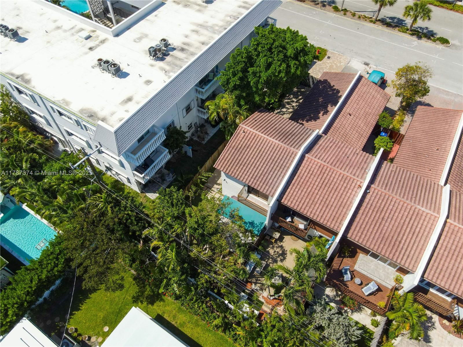 Real estate property located at 2520 9th St, Broward, Sunrise, Fort Lauderdale, FL