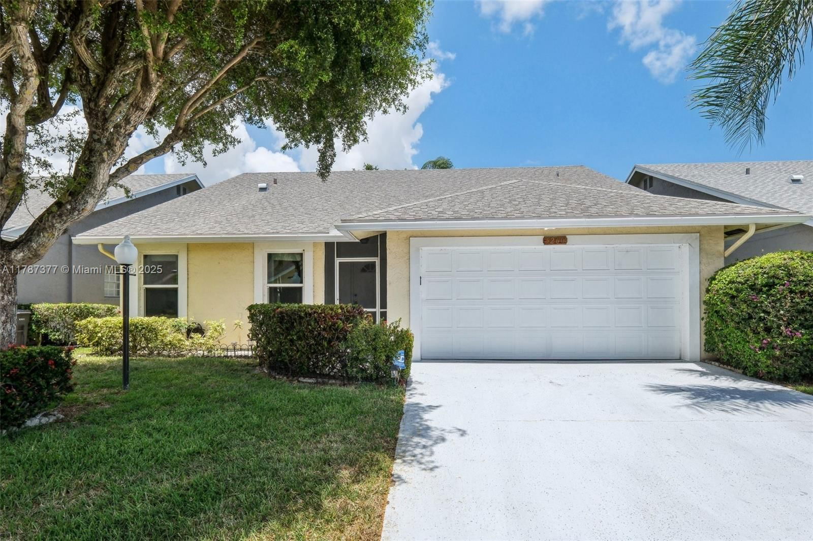 Real estate property located at 5260 Tiffany Anne Cir, Palm Beach, Cypress Lakes 10, West Palm Beach, FL