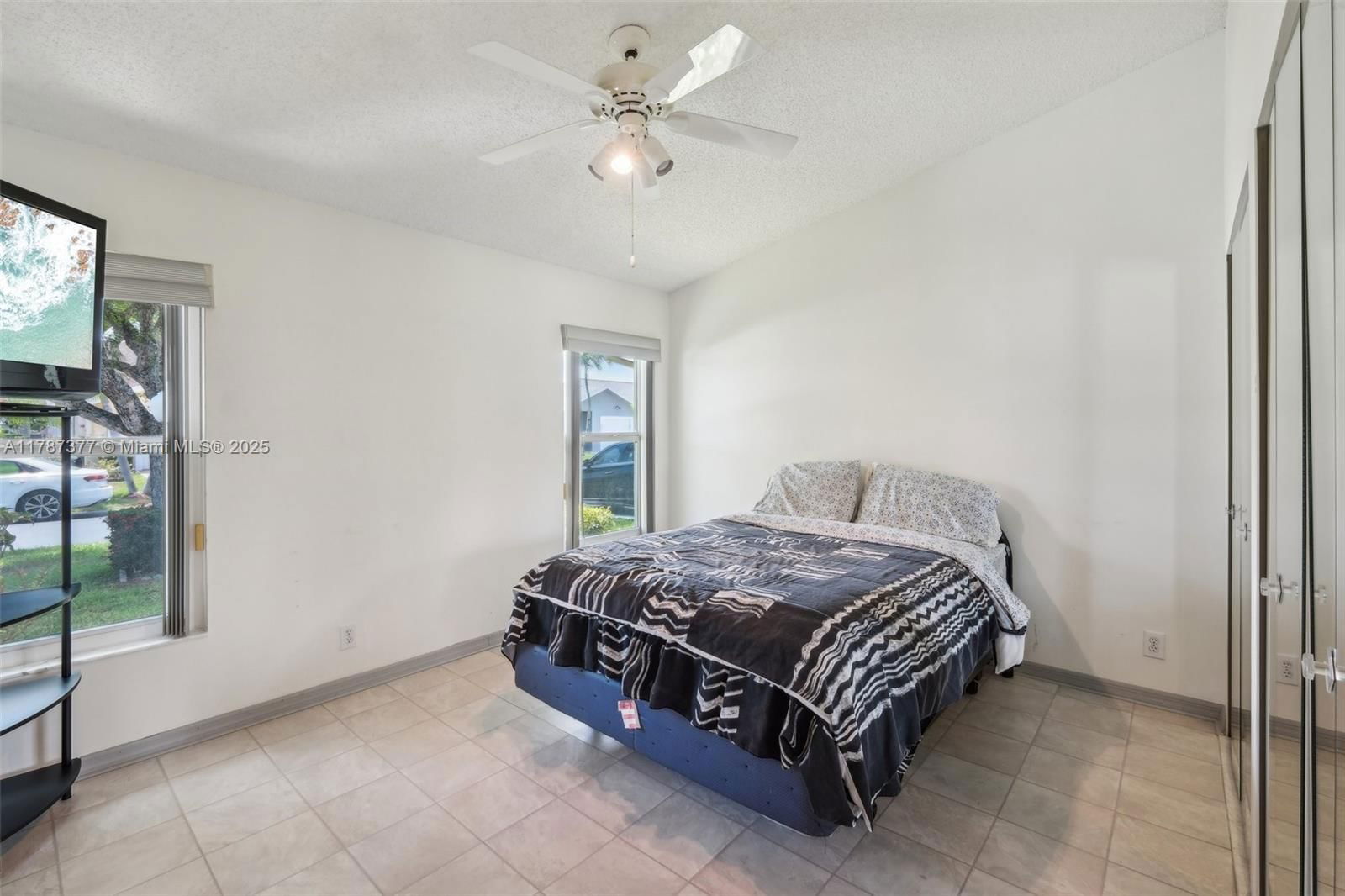 Real estate property located at 5260 Tiffany Anne Cir, Palm Beach, Cypress Lakes 10, West Palm Beach, FL