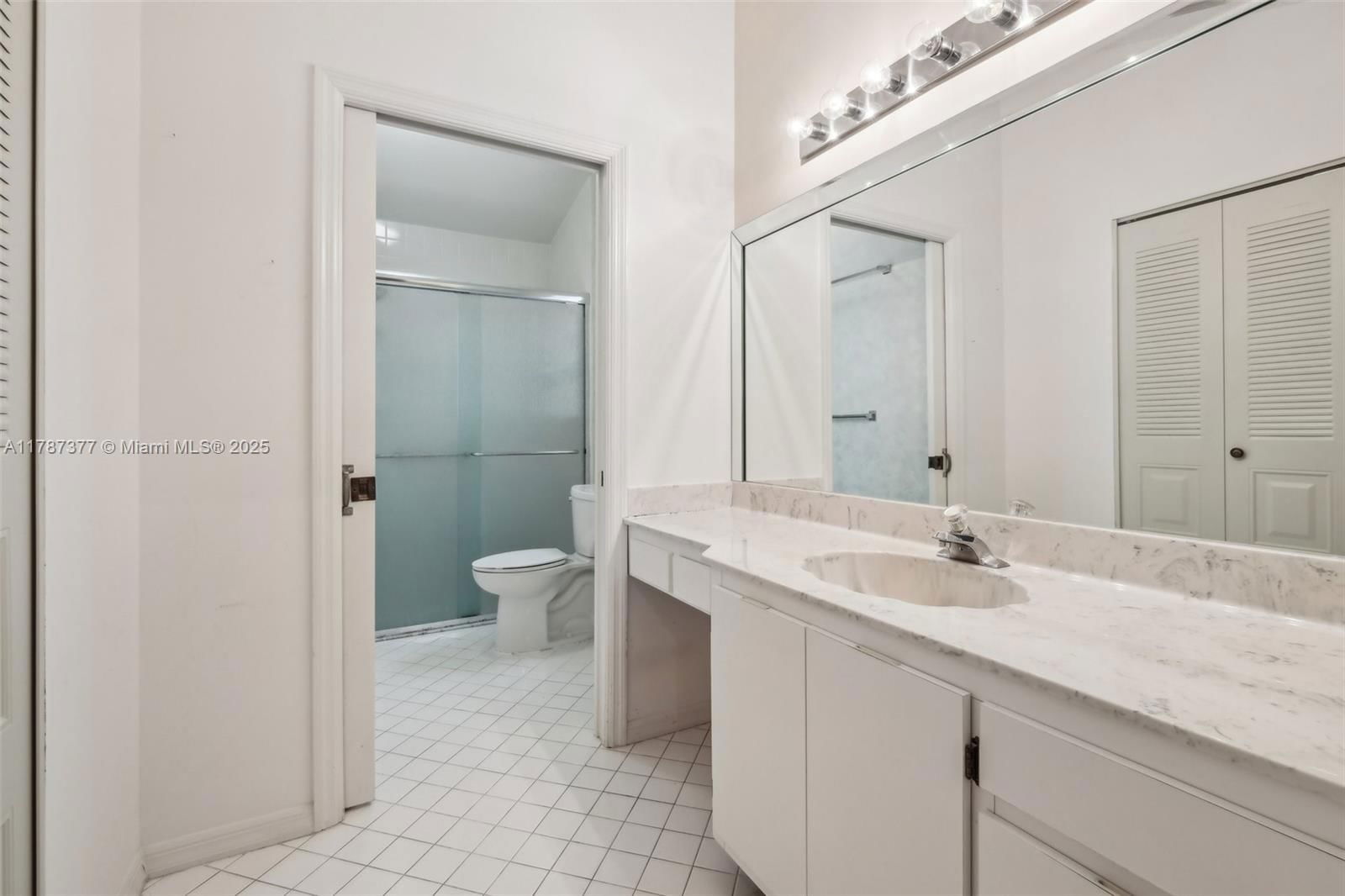 Real estate property located at 5260 Tiffany Anne Cir, Palm Beach, Cypress Lakes 10, West Palm Beach, FL