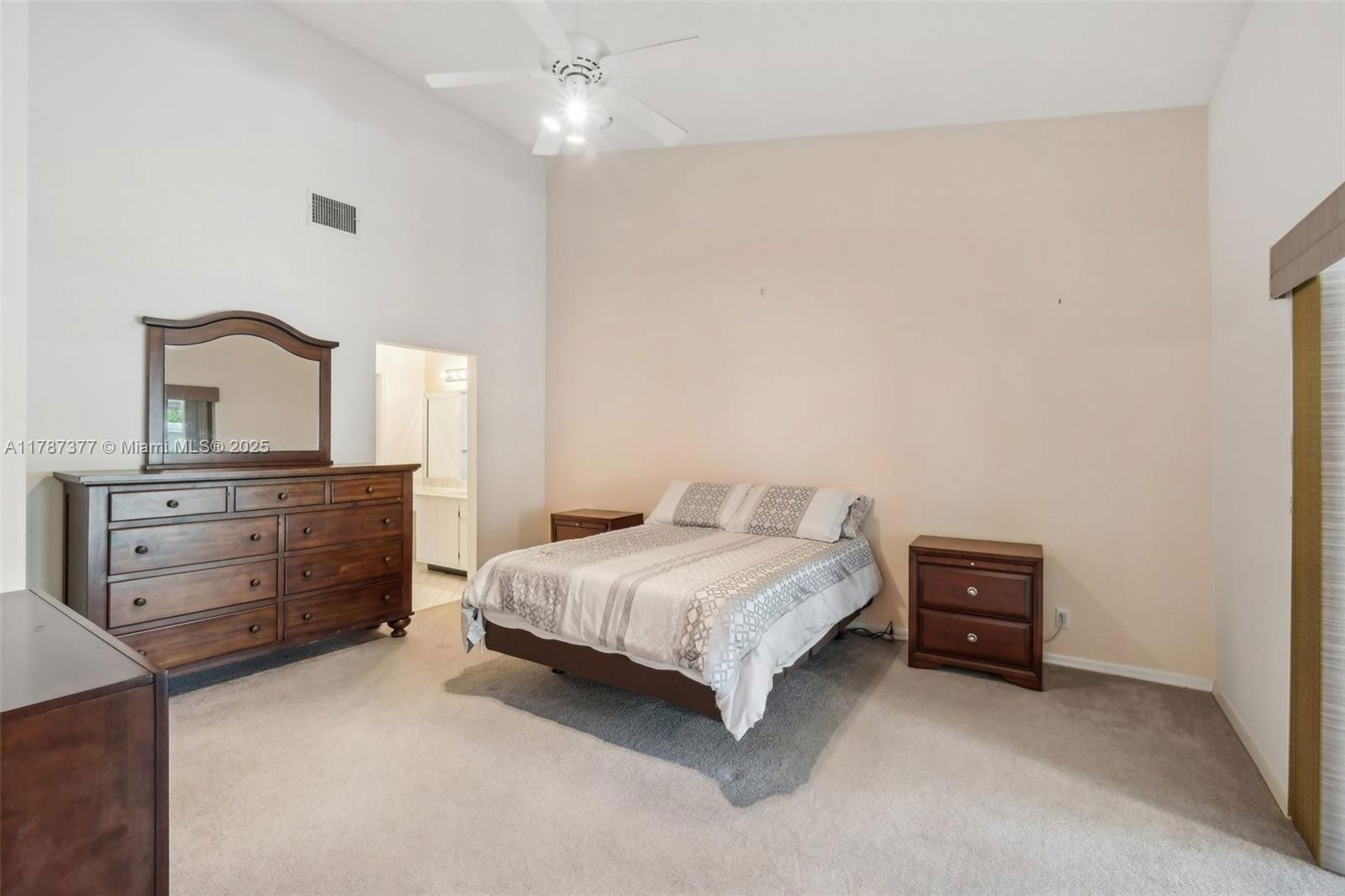 Real estate property located at 5260 Tiffany Anne Cir, Palm Beach, Cypress Lakes 10, West Palm Beach, FL