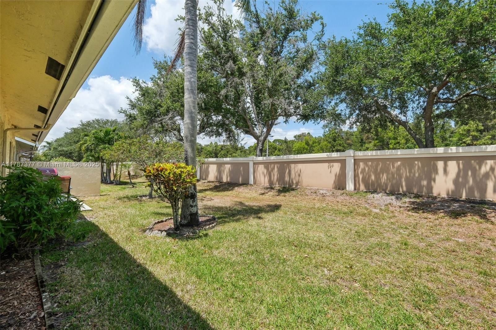 Real estate property located at 5260 Tiffany Anne Cir, Palm Beach, Cypress Lakes 10, West Palm Beach, FL