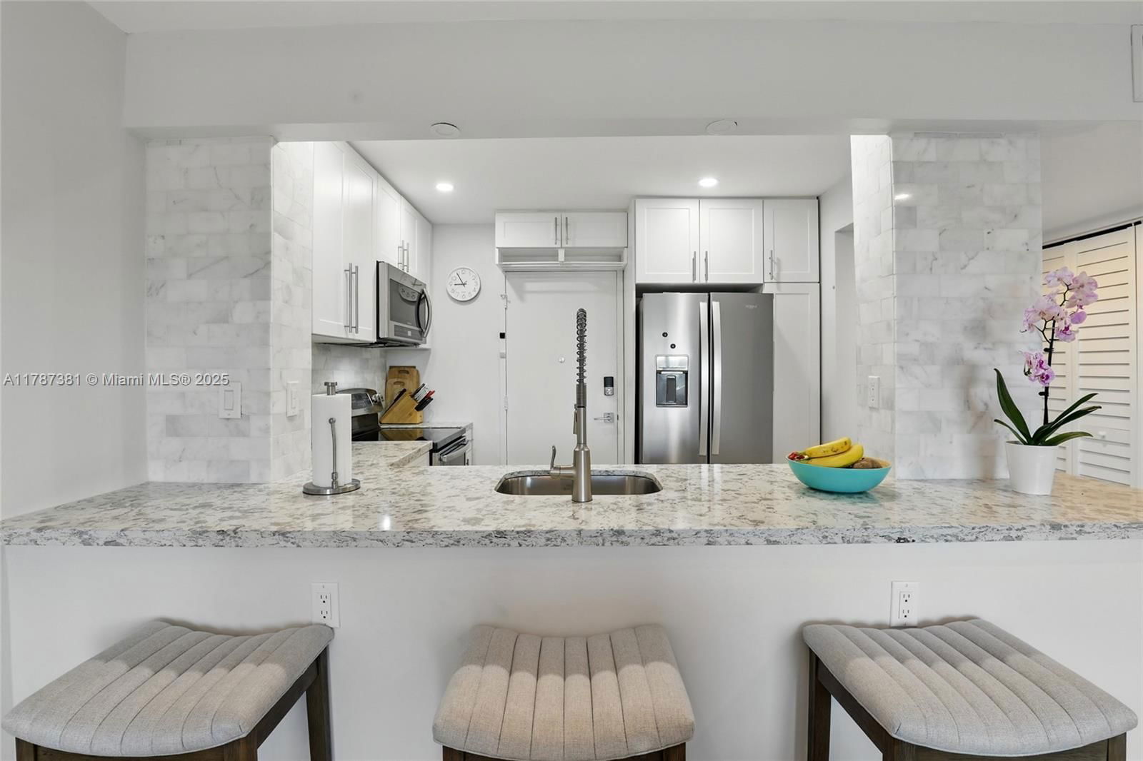 Real estate property located at 1831 38th St #402, Broward, Coral Lake Tower Condo, Oakland Park, FL