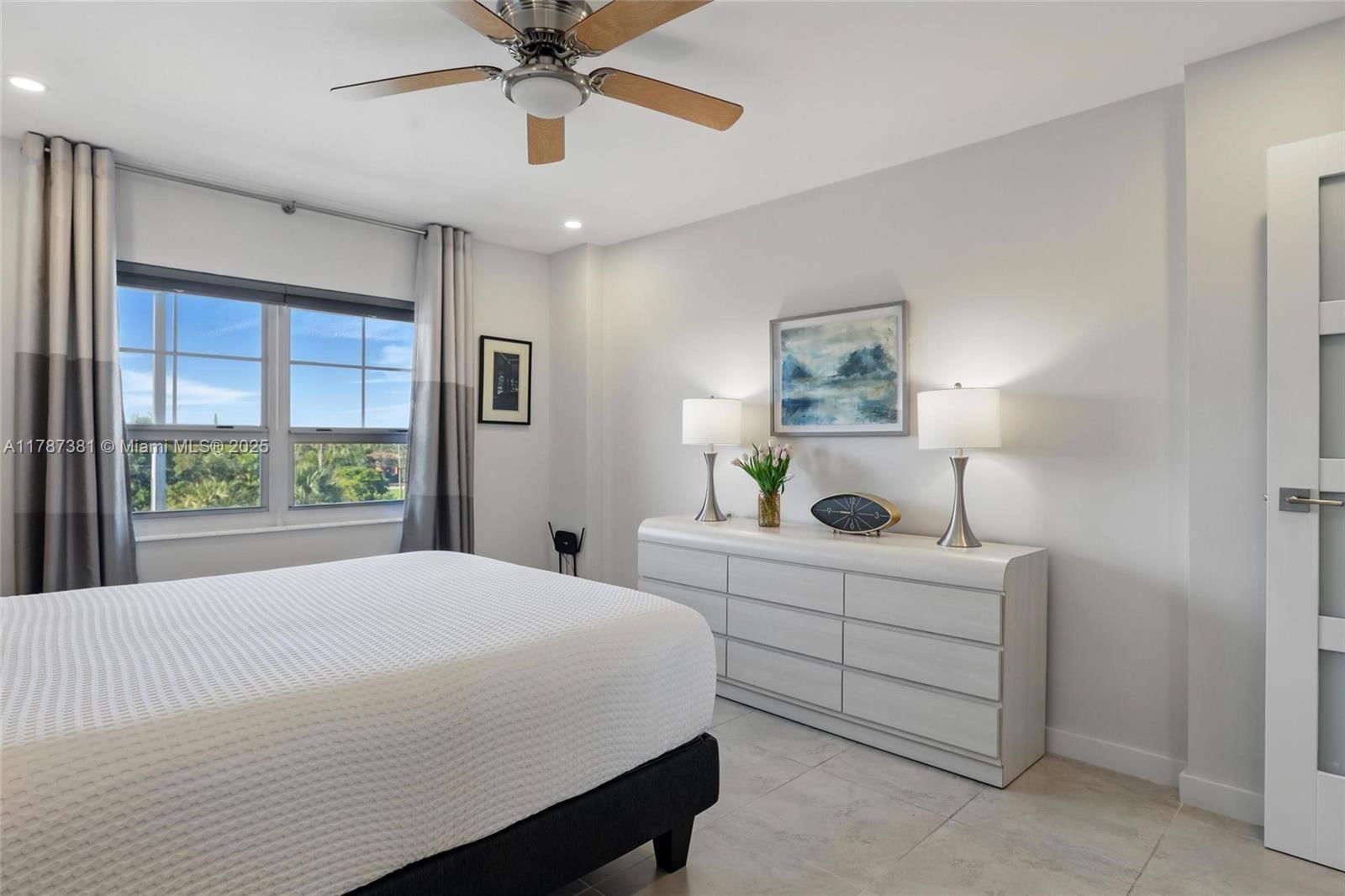 Real estate property located at 1831 38th St #402, Broward, Coral Lake Tower Condo, Oakland Park, FL