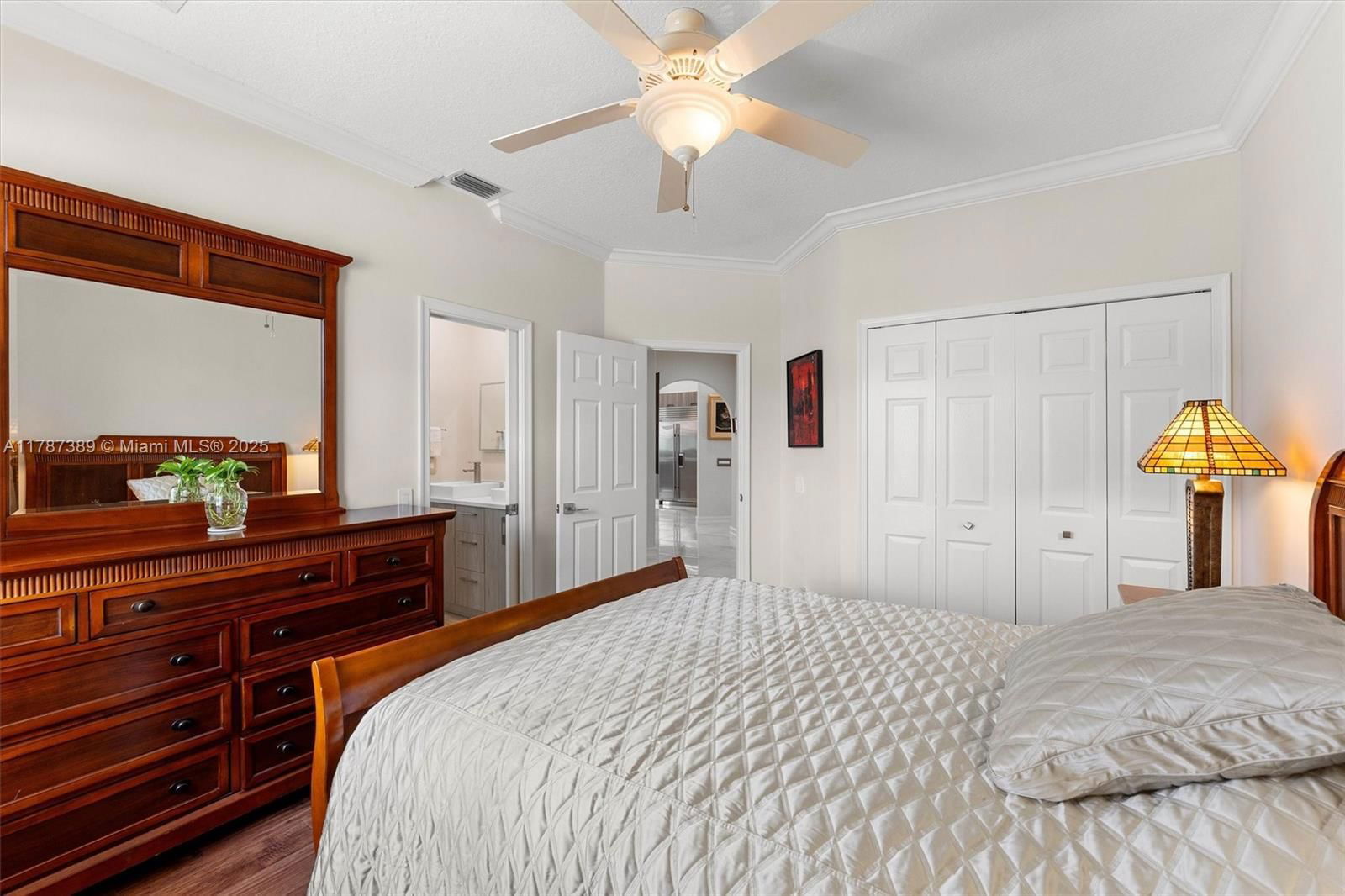 Real estate property located at 2485 Eagle Watch Court, Broward, Sector 7 - Parcels F G H, Weston, FL