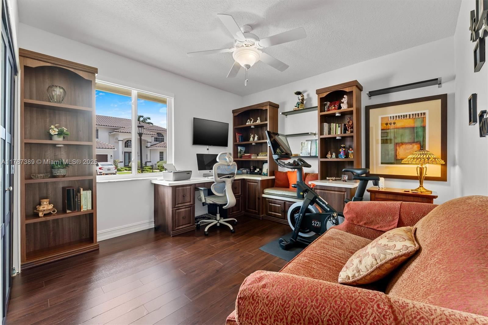Real estate property located at 2485 Eagle Watch Court, Broward, Sector 7 - Parcels F G H, Weston, FL