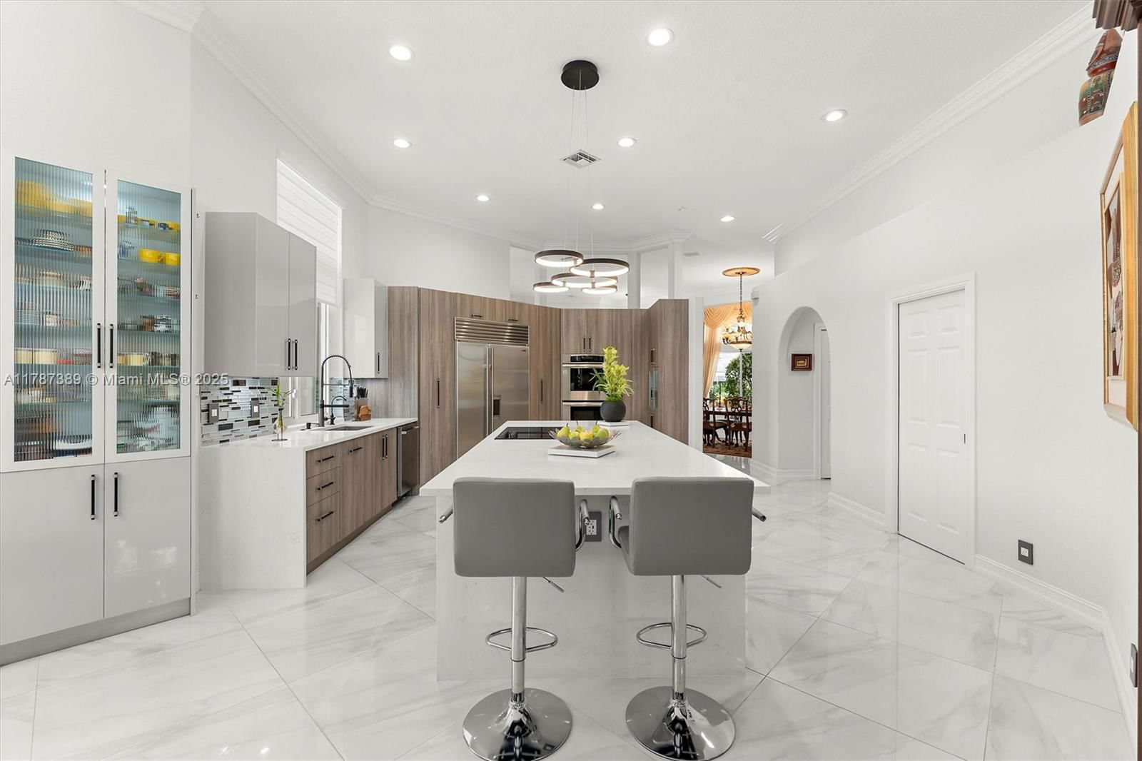 Real estate property located at 2485 Eagle Watch Court, Broward, Sector 7 - Parcels F G H, Weston, FL