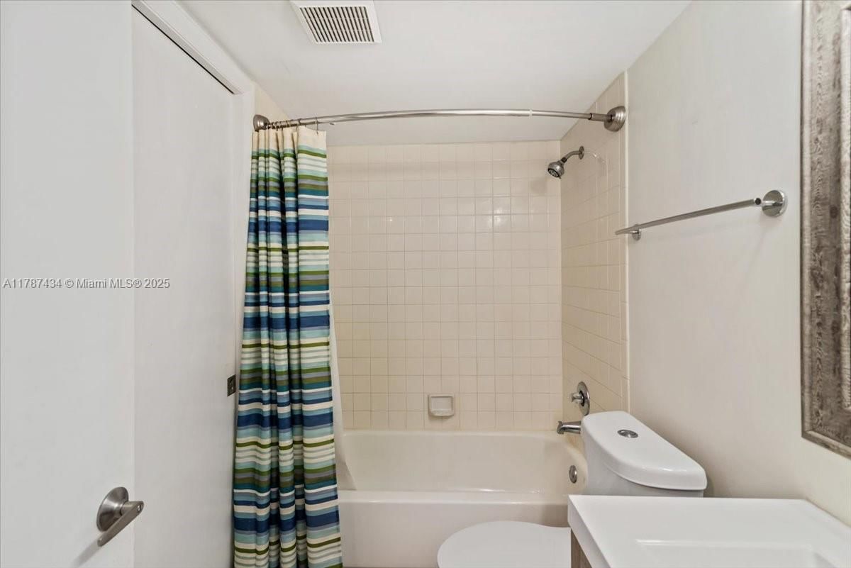 Real estate property located at 1251 134th Way #106A, Broward, Ivanhoe West At Century V, Pembroke Pines, FL